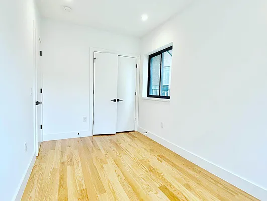 Rented by Abba Realty Associates INC | media 19