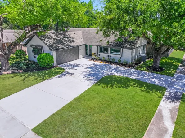 5302 Arbor Vitae Dr, Houston, TX 77092