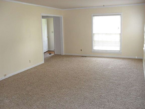 2nd image of 1111 Ramona Dr