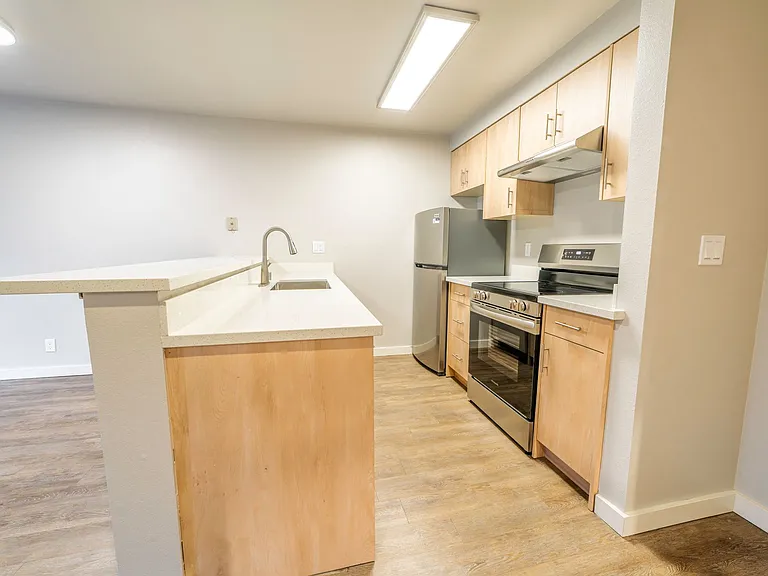 Terrace Villa Apartments — Photo 6