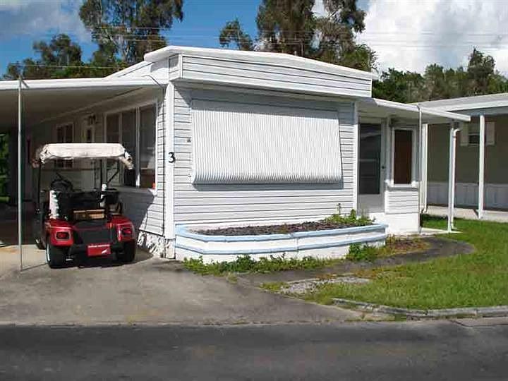 1st image of 3 Shoreland Dr