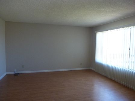 2nd image of 150 Doreen Ct