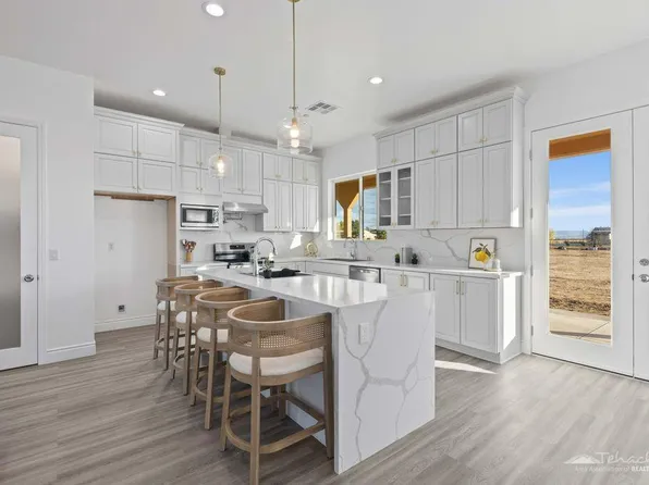 7214 W Avenue A #6, Lancaster, CA 93536