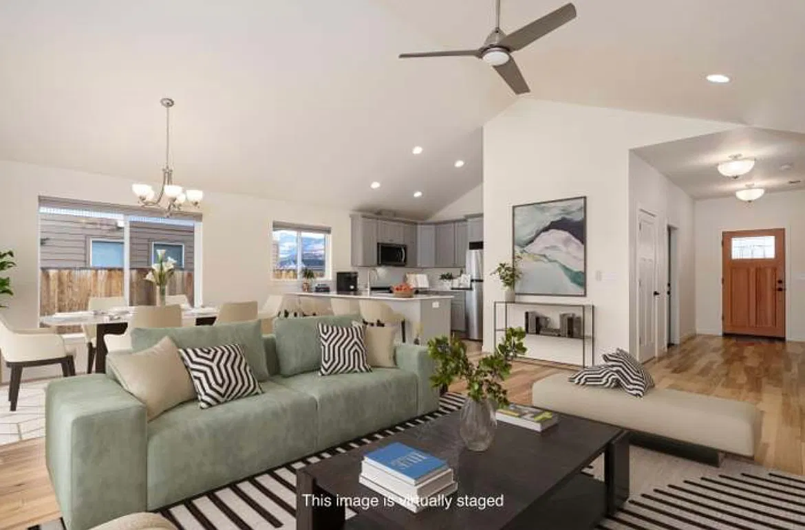 2 bed, 1232 sqft, $2,300 — Photo 2