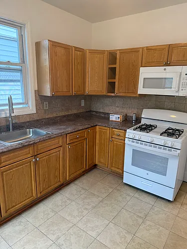 32 E 35th St #2 Photo 1