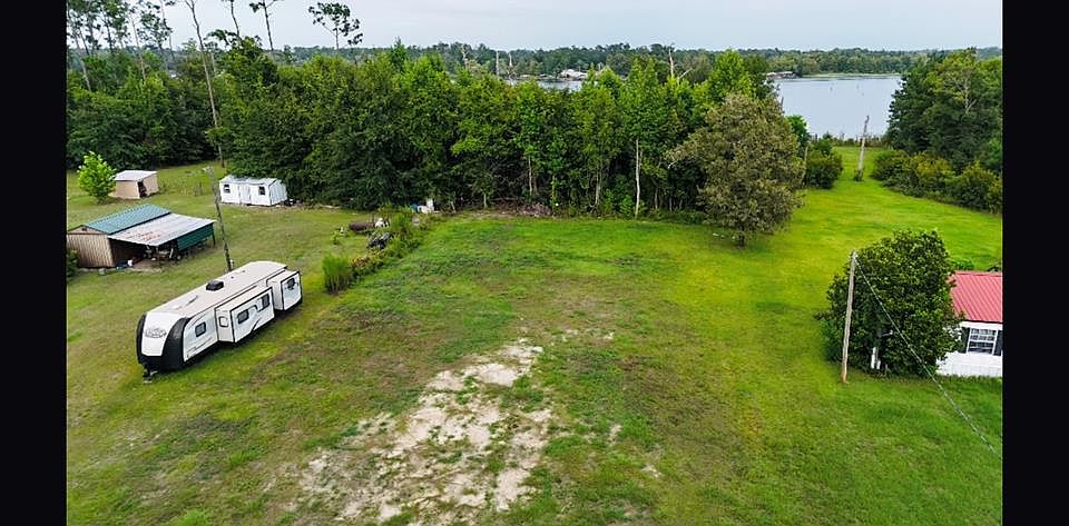 1st image of 7969 Lakeshore Dr
