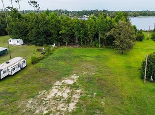 7969 Lakeshore Dr, Donalsonville, GA 39845