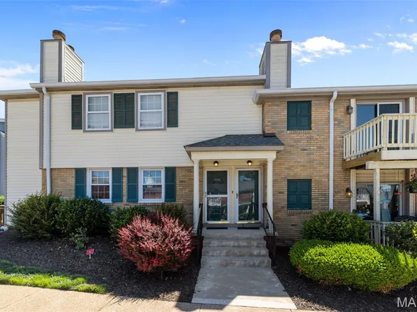 1450 High School Dr, Saint Louis, MO 63144