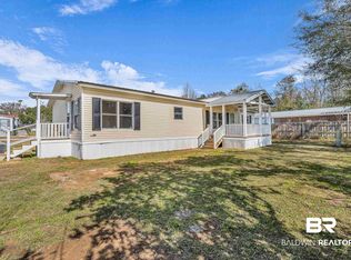 274 S Wren Ln, Robertsdale, AL 36567