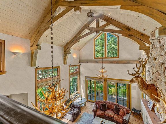 2nd image of 252 Vista Pines Cir