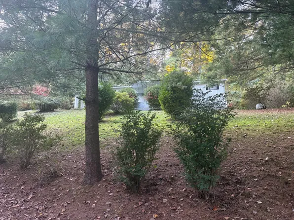 1247 N Rocky Branch Rd, Oneida, KY 40972