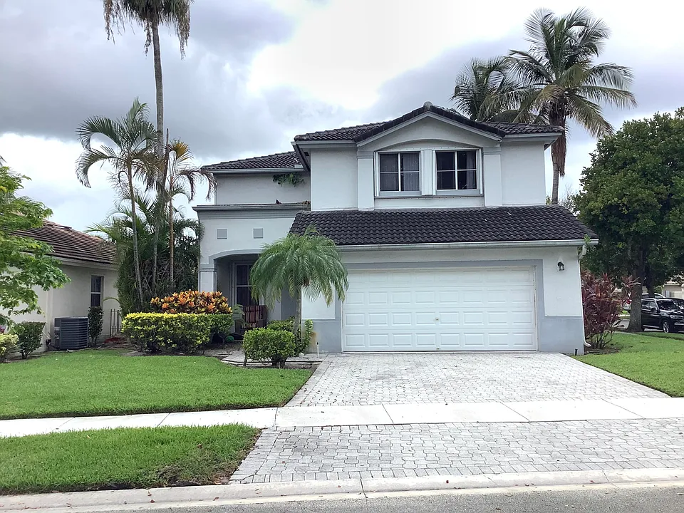 7330 NW 1st Pl