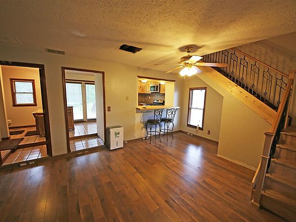 4th image of 5010 N Lakeview Dr