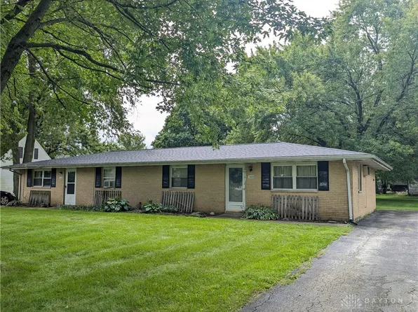 102 Madison St, Pitsburg, OH 45358