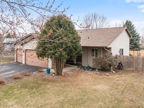 25725 11th St W, Zimmerman, MN 55398