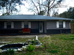 8548 Frog Ln, Denham Springs, LA 70726