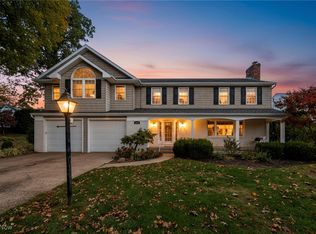 1003 Cove Cir, Huron, OH 44839