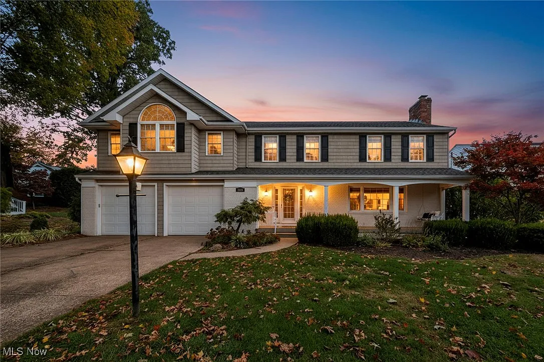 1003 Cove Cir photo 1