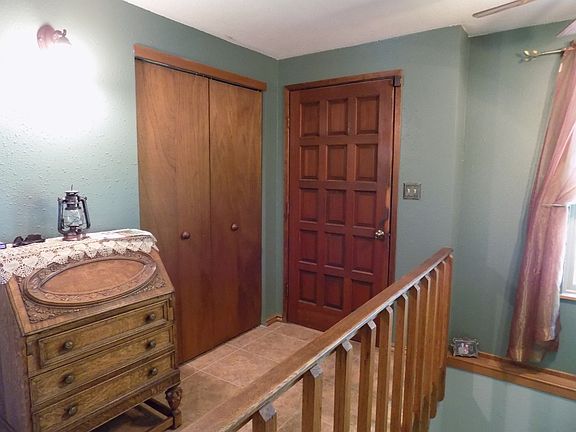 5th image of 3010 228th St NE