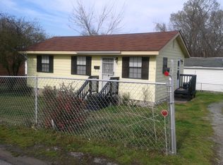 215 S Old Church St, Petersburg, VA 23803