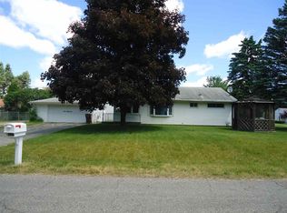 936 Merle Dr, Michigan Center, MI 49254