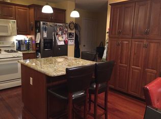 112 E Countryside Dr, Boiling Springs, PA 17007