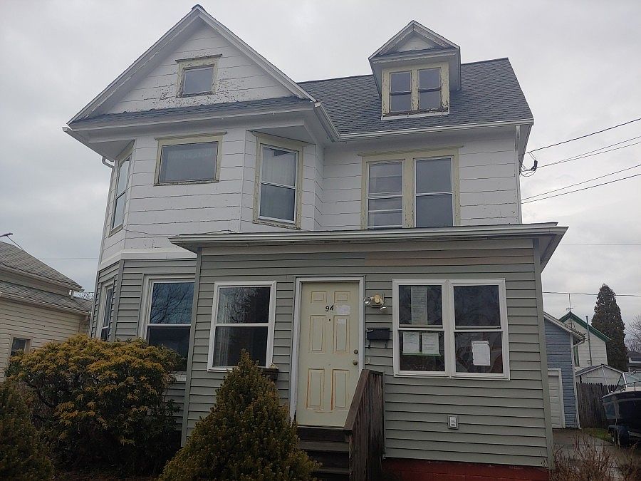 1st image of 94 King St