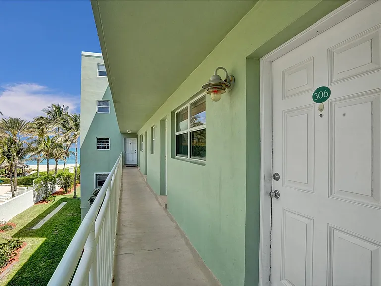 1750 S Ocean Blvd #306E — Photo 4