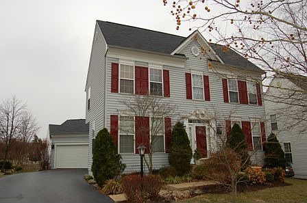 COLONIAL WITH 2 CAR GARAGE