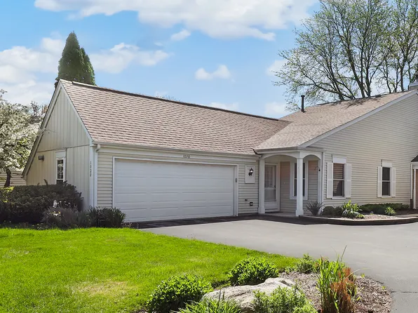 1020 Devonshire Ave, Naperville, IL 60540