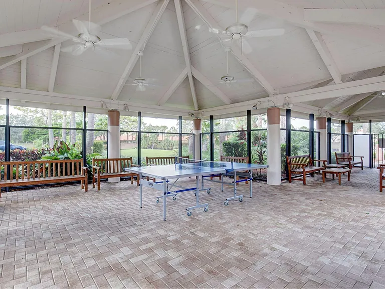 2220 Soundings Ct — Photo 23