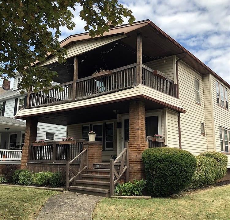 1st image of 2103 Clarence Ave #2105