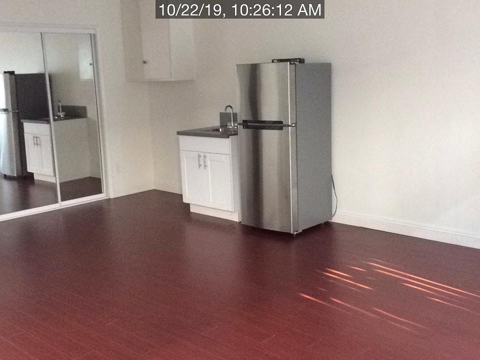 2nd image of 3916 Inglewood Blvd APT 1