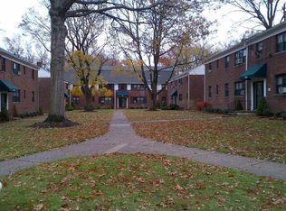 306 Whiteman St, Fort Lee, NJ 07024
