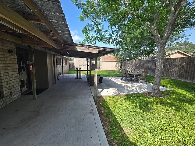 9318 Moon Beam Trl — Photo 18
