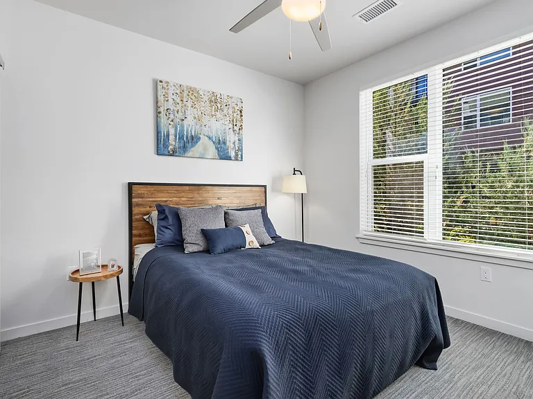 Cycle Apartments — Photo 42