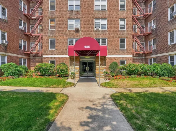485 Bronx River Road #A51, Yonkers, NY 10704