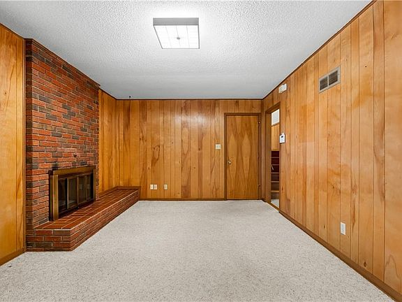 5th image of 17205 E 28th Ter S