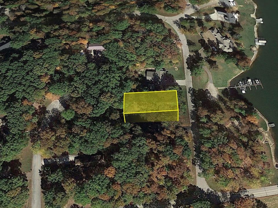 2nd image of 78 W Pine Dr