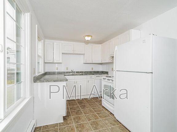 5th image of 7306 S 115th St