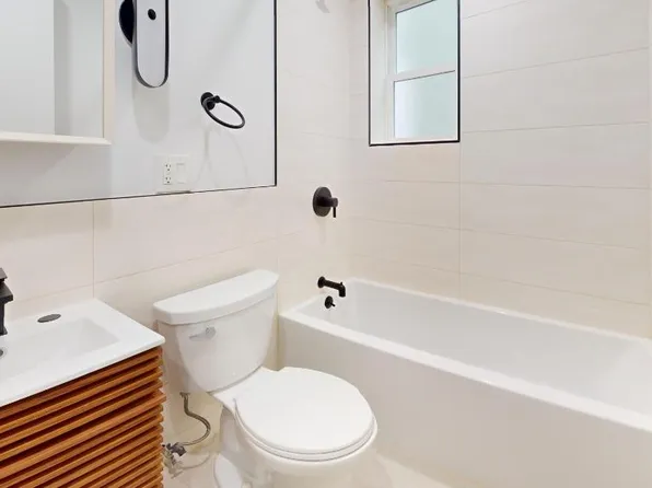 2493 Cambreleng Avenue 1 image 4 of 5