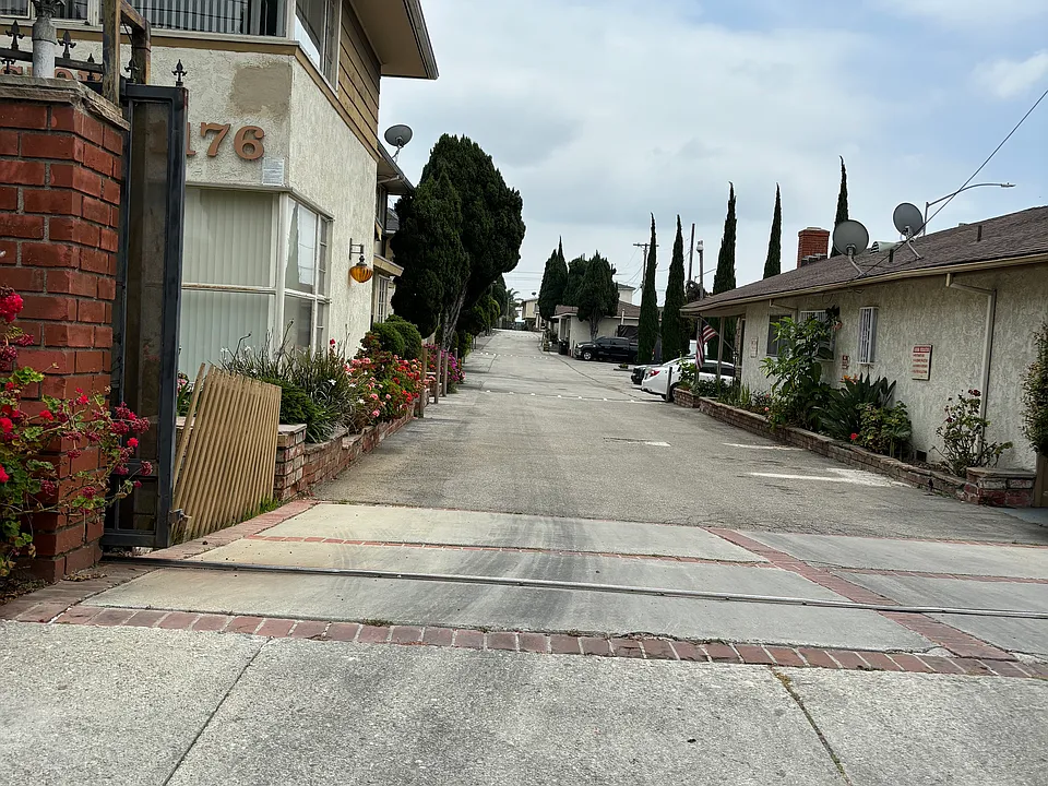 Entrance from Westminster Ave
