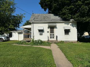 1650 24th Ave, Moline, IL 61265