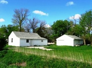 1315 River Dr, Alden, IA 50006