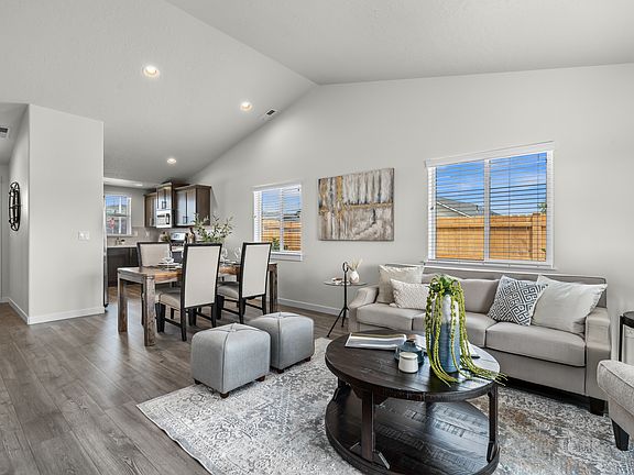 2023_07_24_1502_nw_varnish_pl_rdm-10