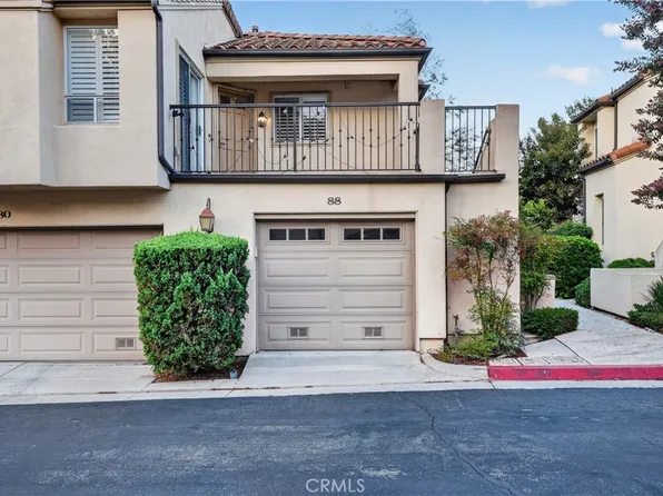 88 Corsica Dr, Newport Beach, CA 92660