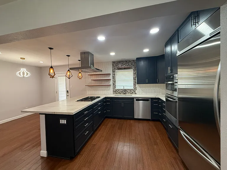 5305 Cloverdale Ln — Photo 21