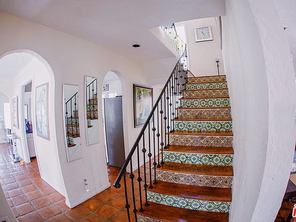 5th image of 8029 Hemet Pl