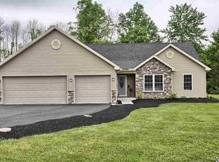 20 Fickes Rd, Dillsburg, PA 17019