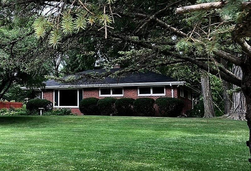 1st image of 14600 W Woodland Dr